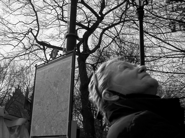594 :: Waiting for the tram